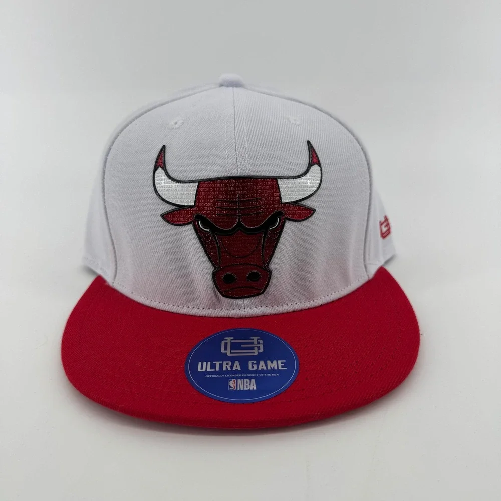 Ultra Game Chicago Bulls NBA Snapback Hat White Red Flat Brim VGMG481F OSFM